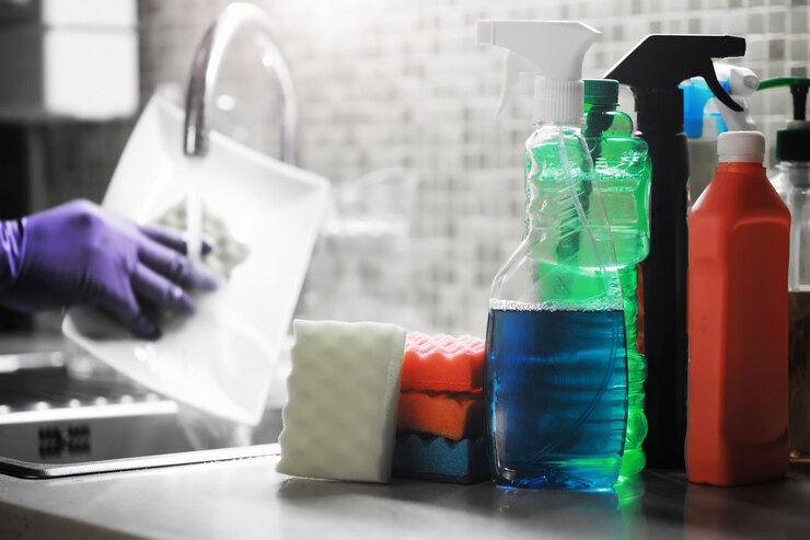 Chemical solvents in bottles and cleaning products for efficient industrial and cleaning applications